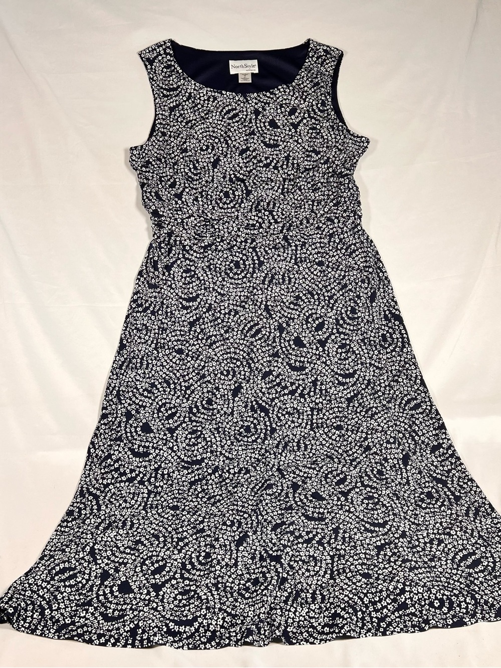 NorthStyle Navy and White Swirl-Print Sleeveless Maxi Dress